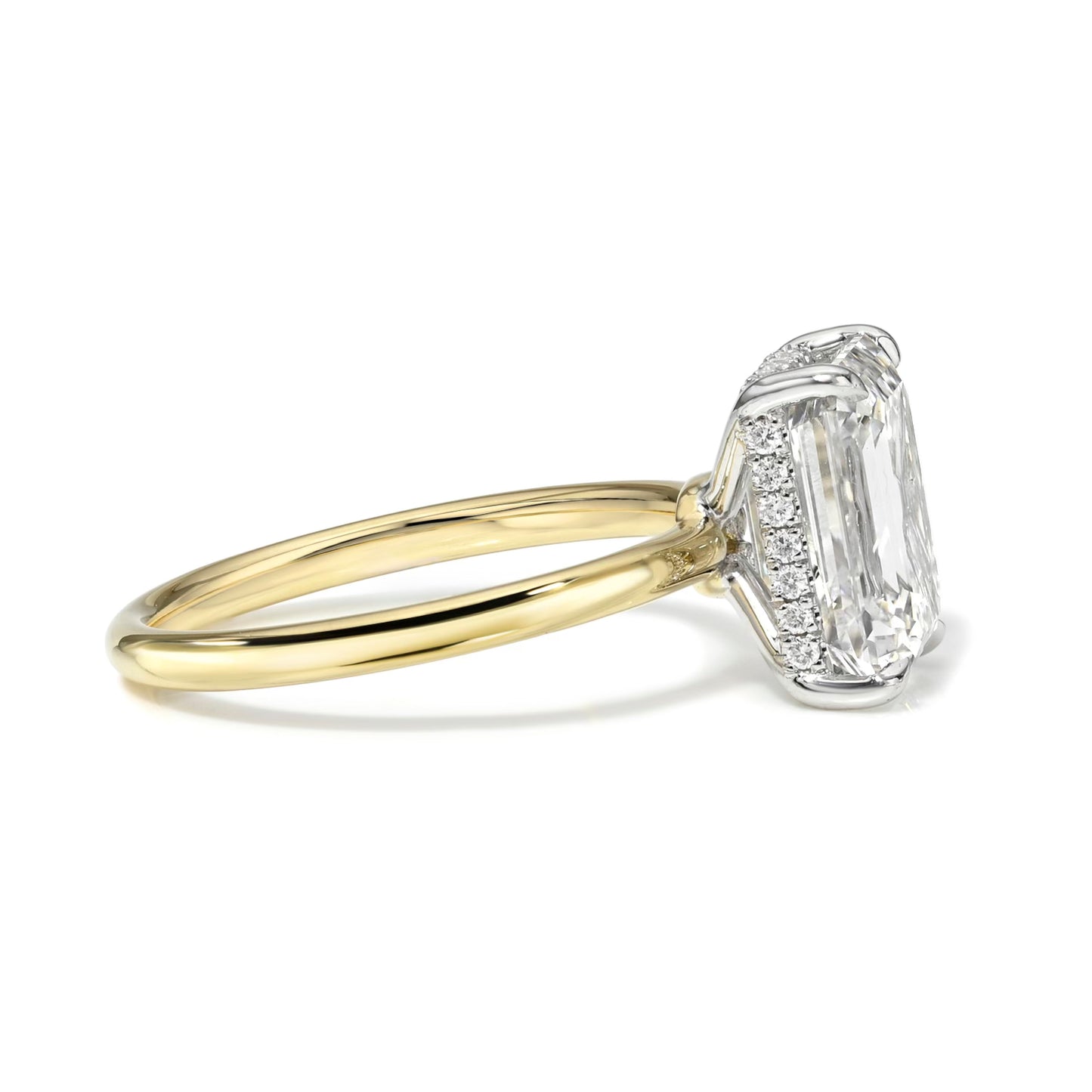 Emerald Cut Diamond Solitaire