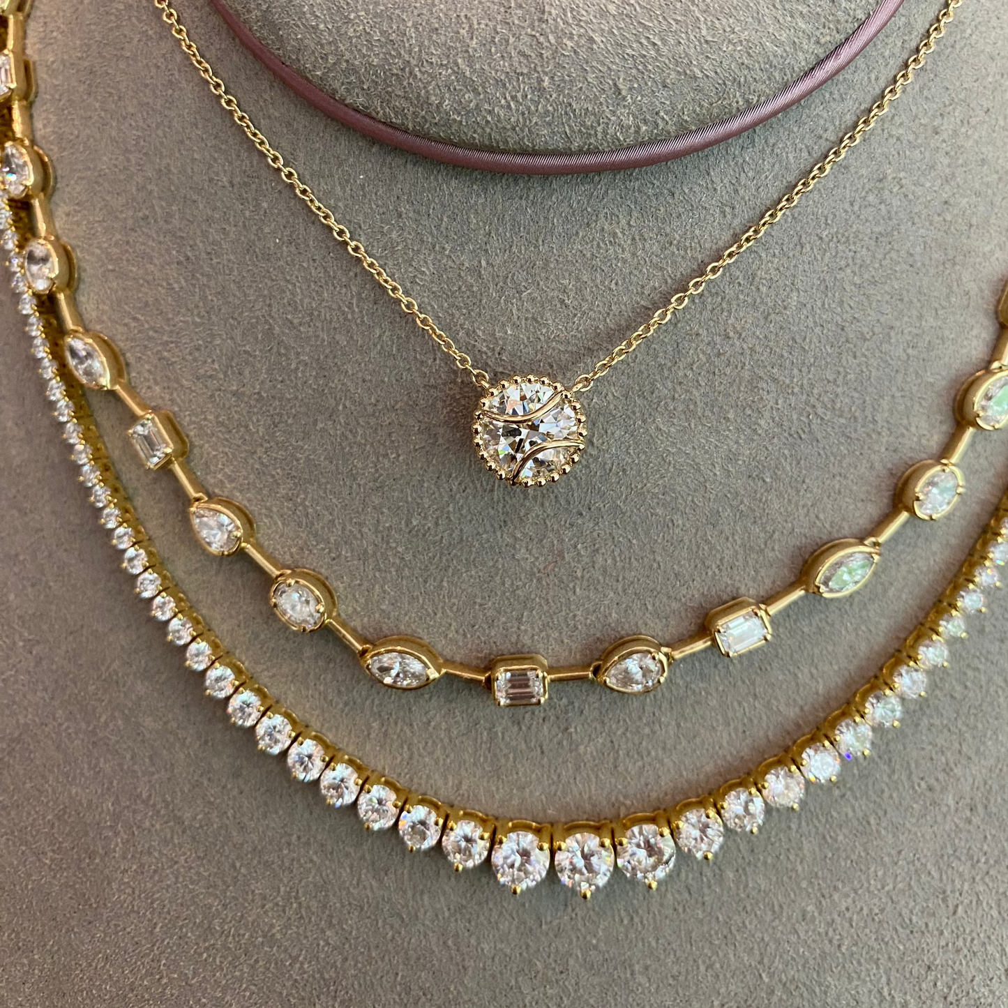 Palisades Tennis Pendant