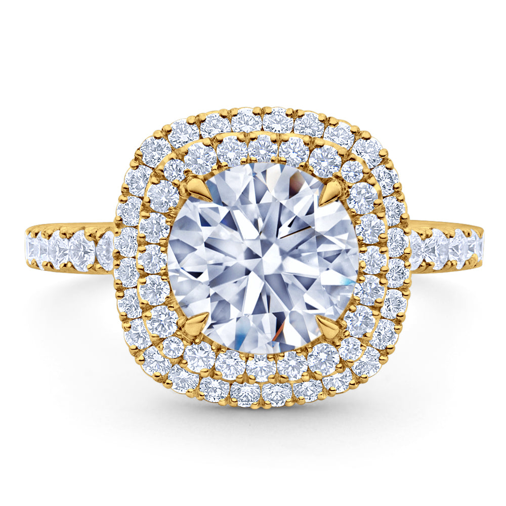 Round Halo White Diamond on Pave Platinum Band