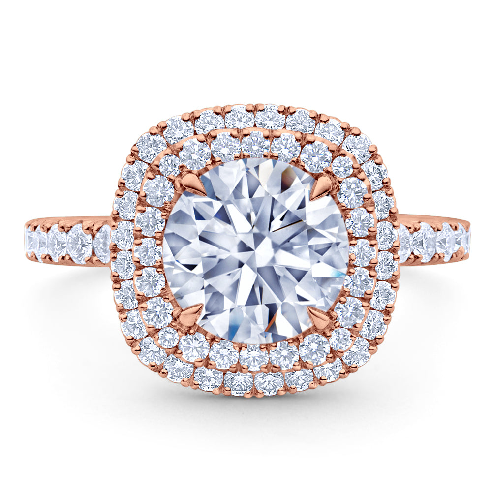 Round Halo White Diamond on Pave Platinum Band