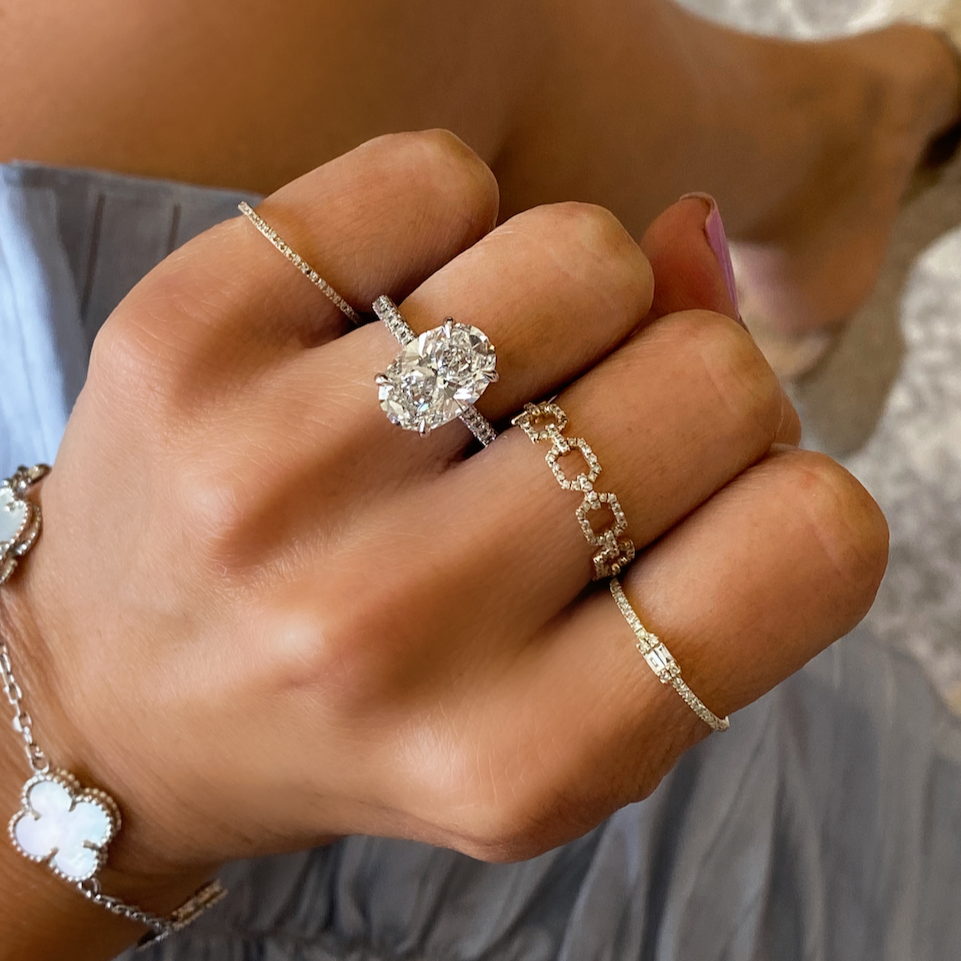 Oval Brilliant 3D Pave Engagement Ring