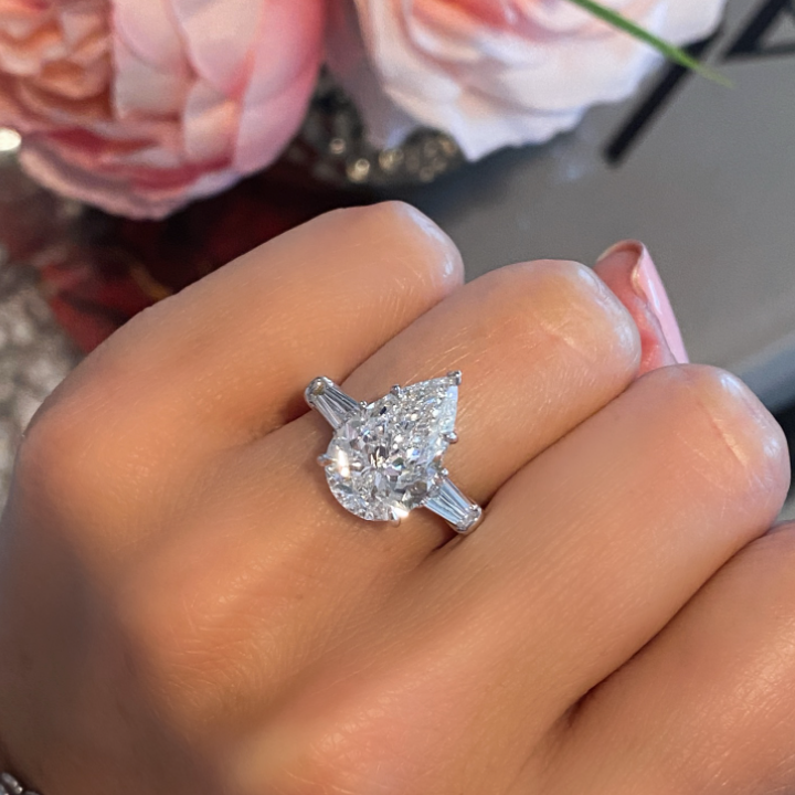Pear shaped baguettes engagement rings deals