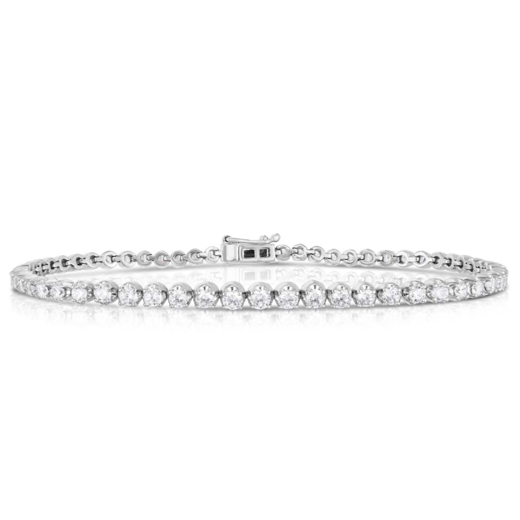 Dream Come True Graduating Diamond Tennis Bracelet