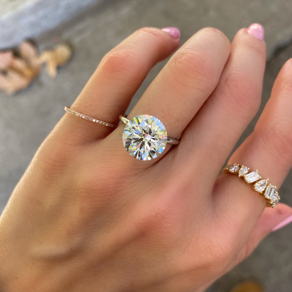 The Most Dazzling, Mesmerizing Sparkle: The Round Brilliant Cut
