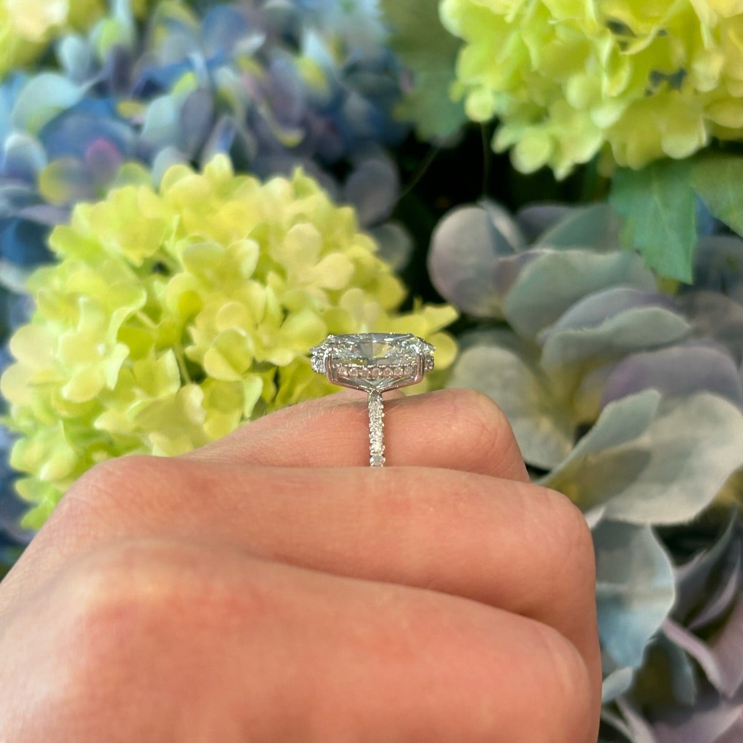 Oval Brilliant 3D Pave Engagement Ring