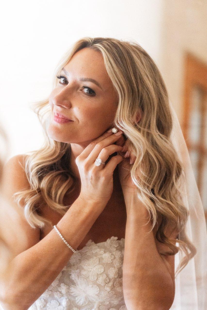 Miss Diamond Ring Atelier | Engagement Ring & Diamond Concierge