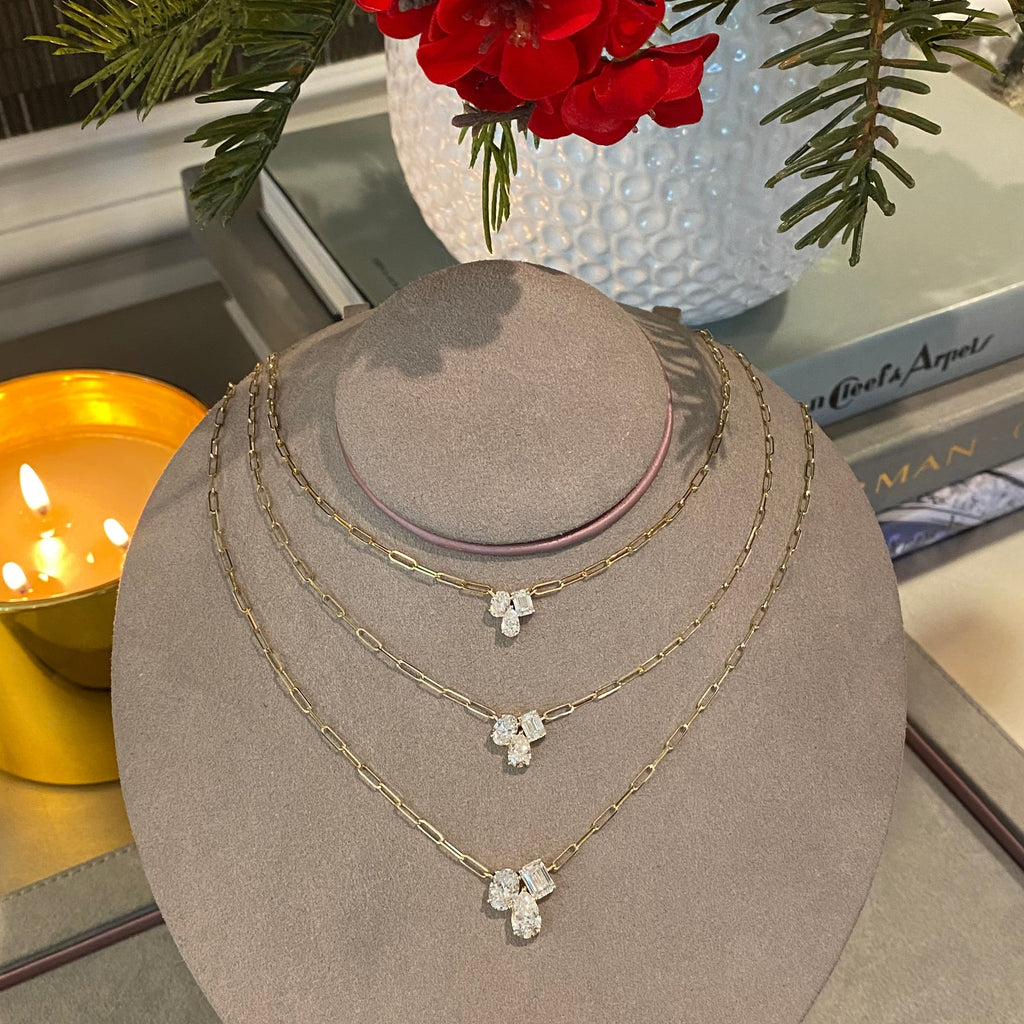 Diamond cluster pendant discount necklace