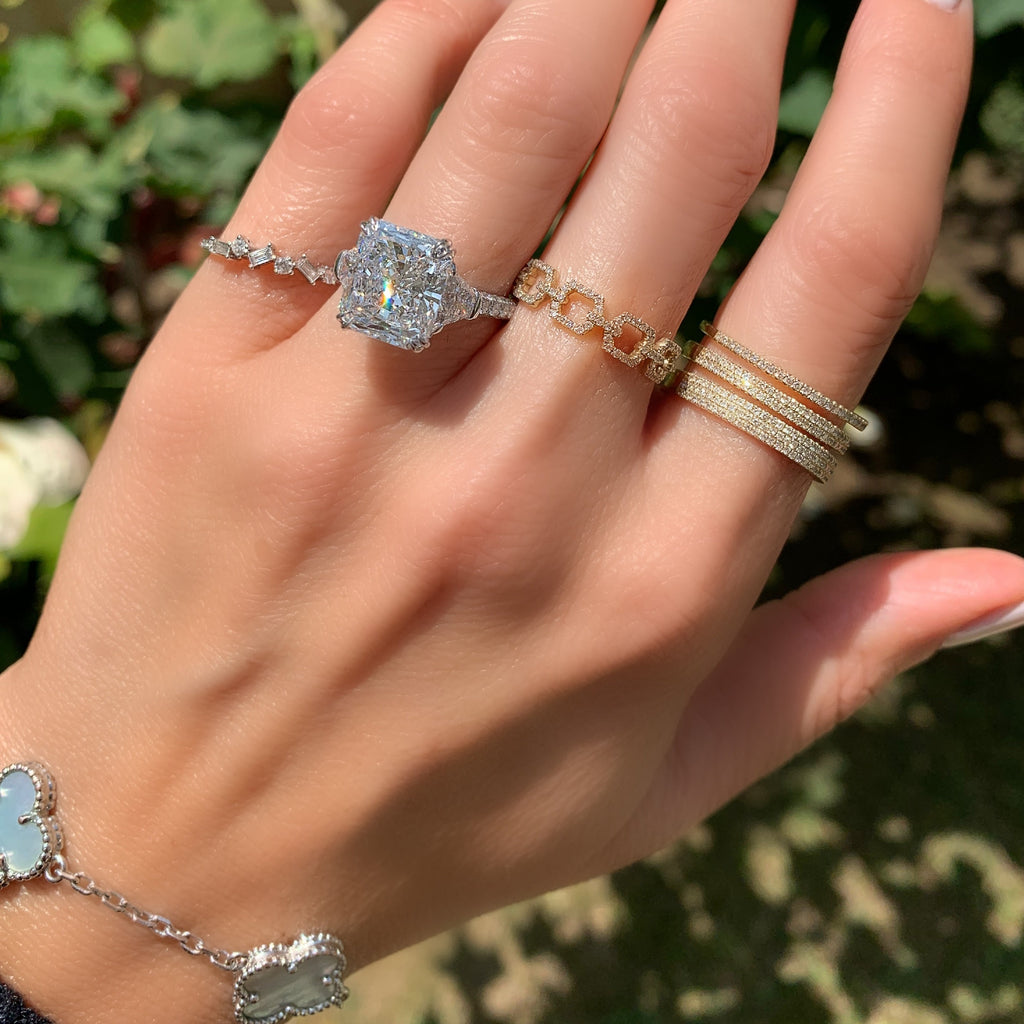 Miss Diamond Ring