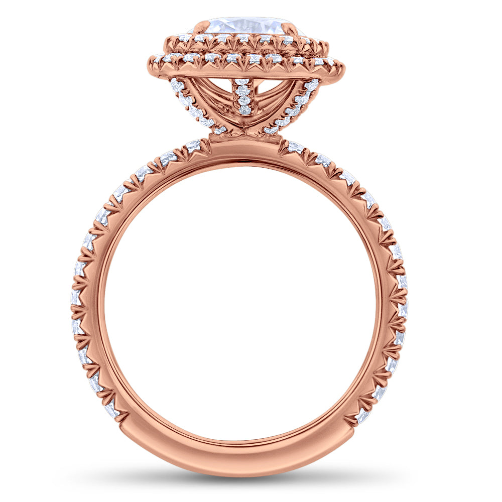 Round Halo White Diamond on Pave Platinum Band