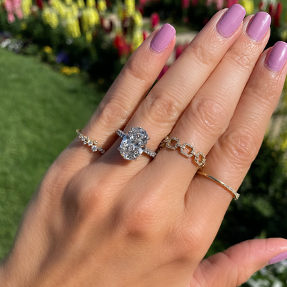 Oval Brilliant 3D Pave Engagement Ring