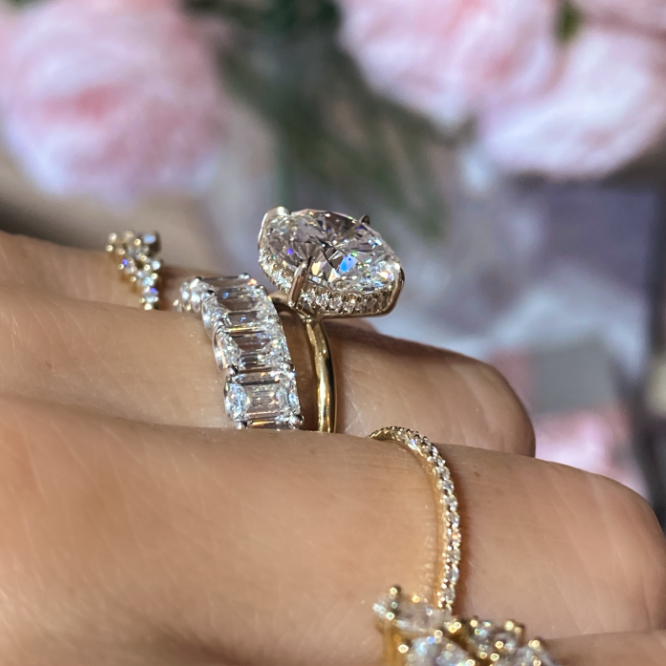 Round Brilliant Solitaire with Hidden Halo