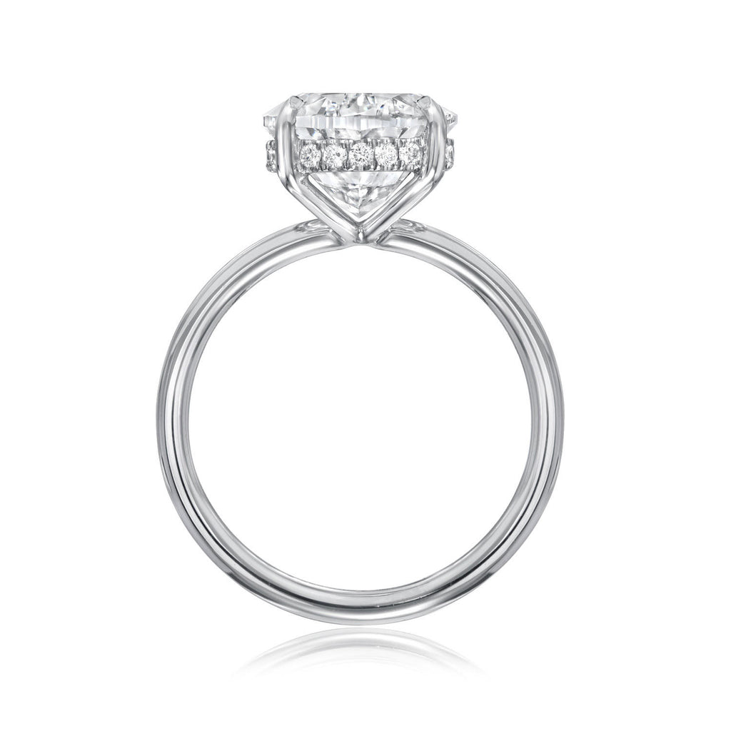 Oval Cut Diamond Engagement Ring